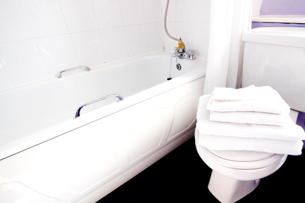 Caledonia Hotel Rosyth Pokój zdjęcie